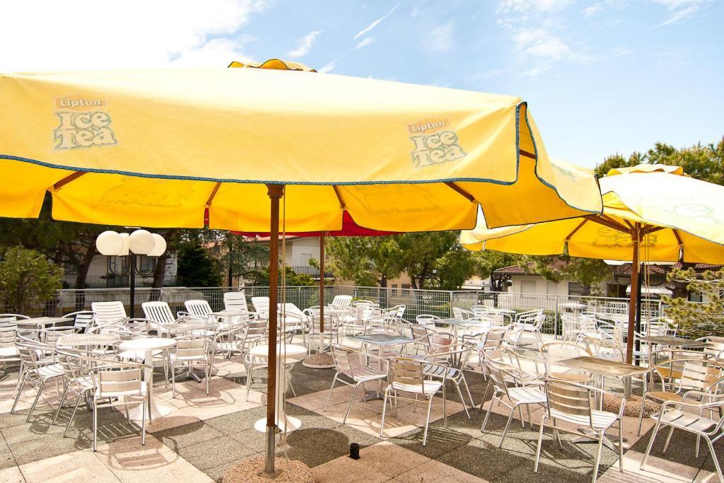 Hotel Manzoni Lido di Jesolo Eksteriør billede
