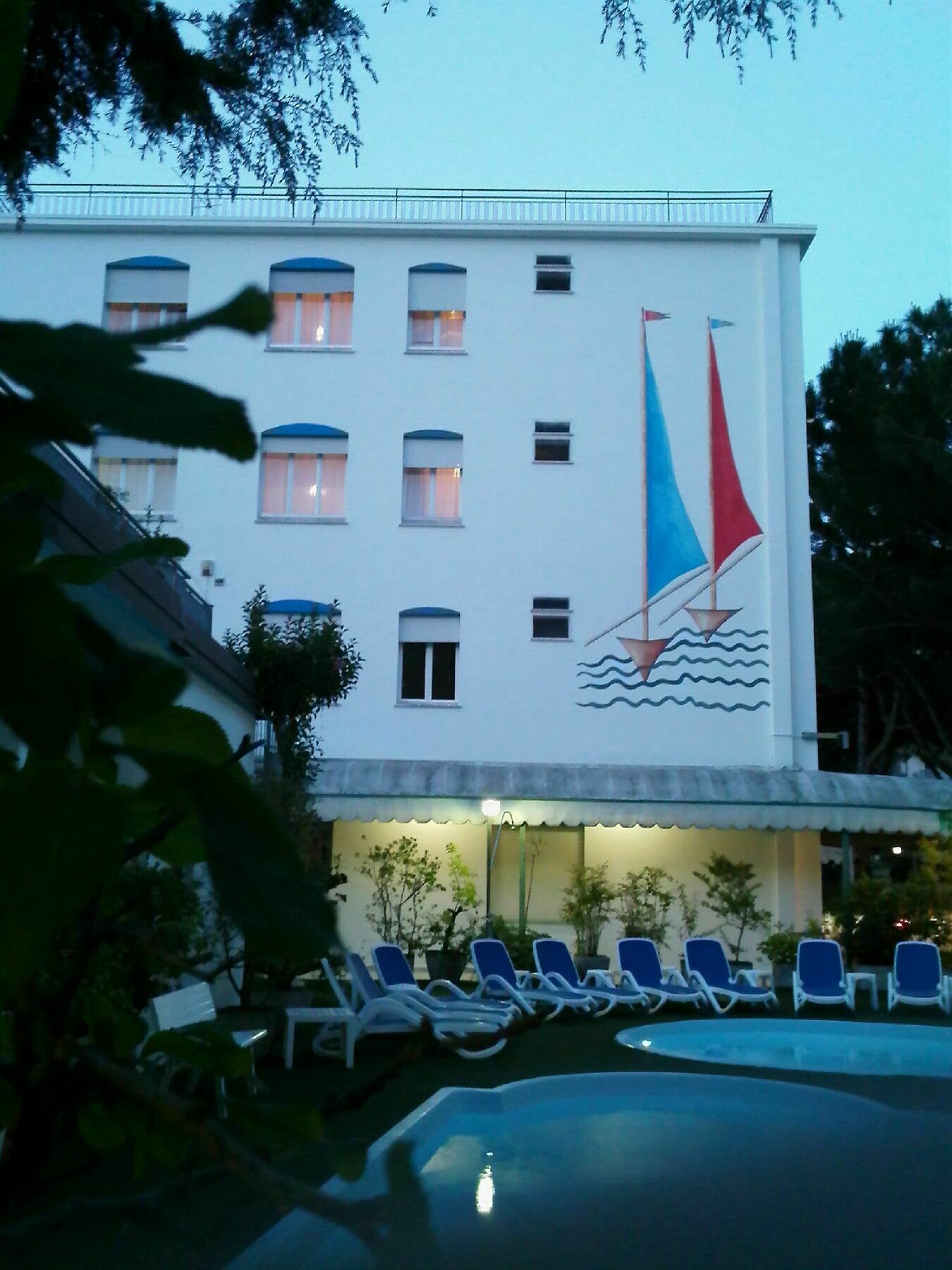 Hotel Manzoni Lido di Jesolo Eksteriør billede